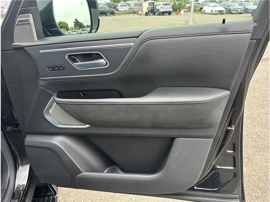 2025 INFINITI QX80 SENSORY Sport Utility 4D