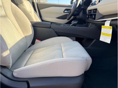 2025 Nissan Rogue SV Sport Utility 4D