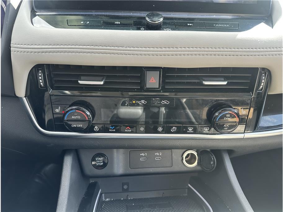 2025 Nissan Rogue SL Sport Utility 4D