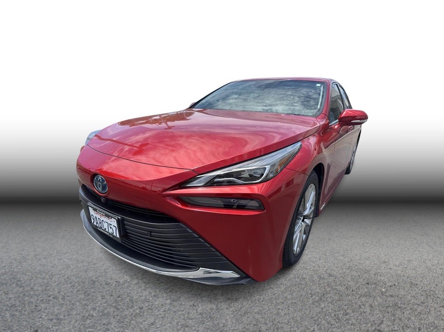 2022 Toyota Mirai XLE | CarEdge | CarEdge