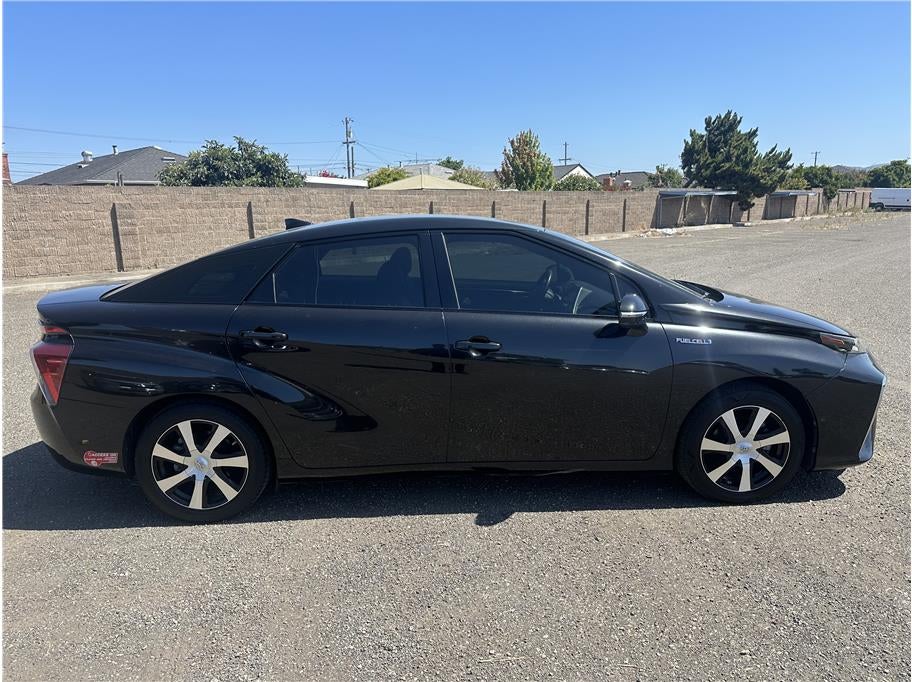 2017 Toyota Mirai Sedan 4D