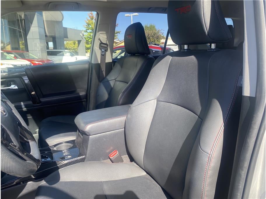 2020 Toyota 4Runner TRD Off-Road Premium Sport Utility 4D