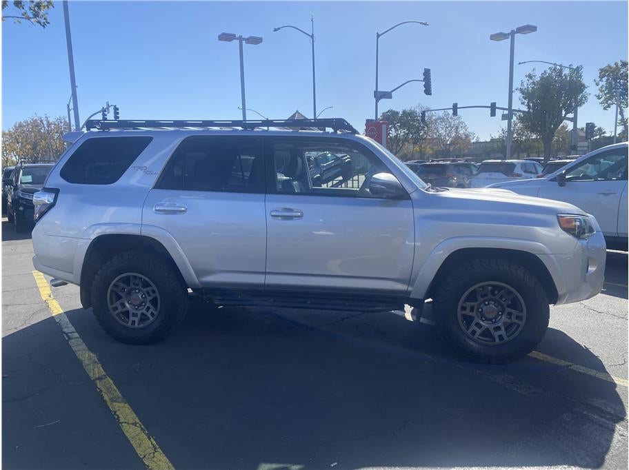 2020 Toyota 4Runner TRD Off-Road Premium Sport Utility 4D