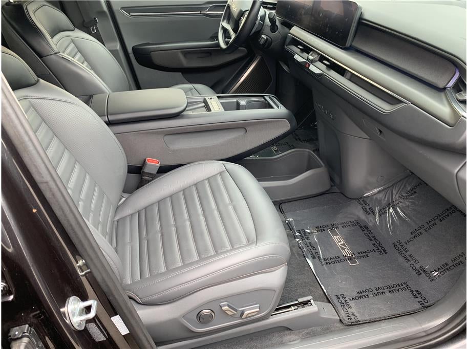 2024 Kia EV9 Land Sport Utility 4D