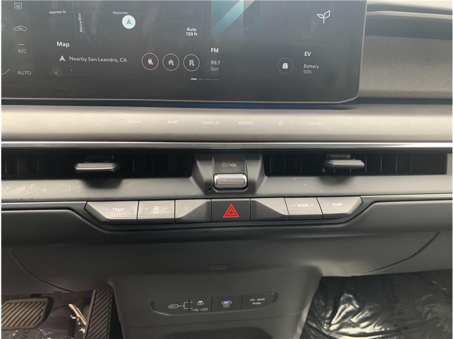 2024 Kia EV9 Land Sport Utility 4D
