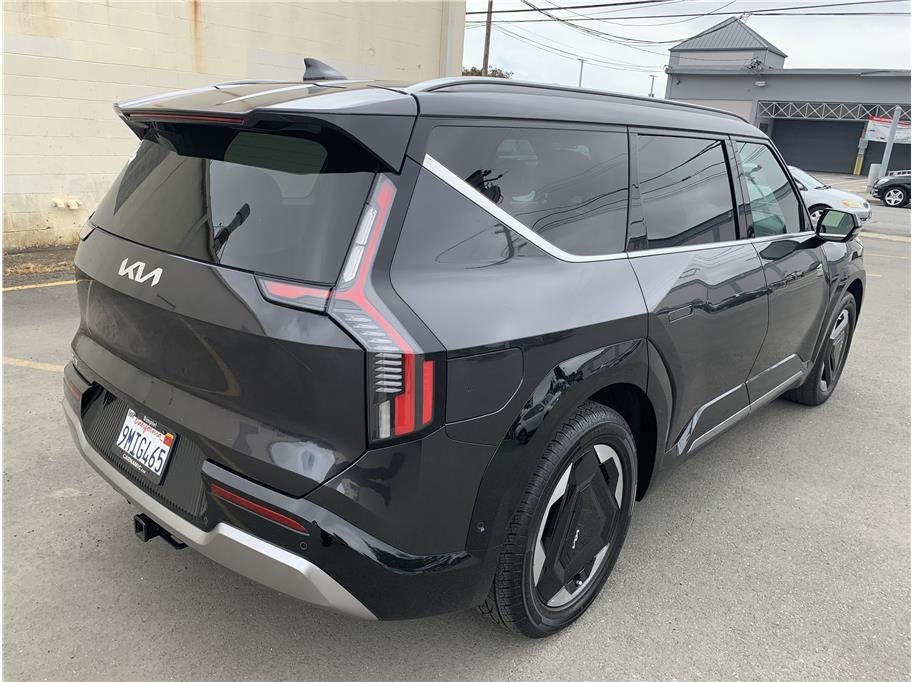 2024 Kia EV9 Land Sport Utility 4D