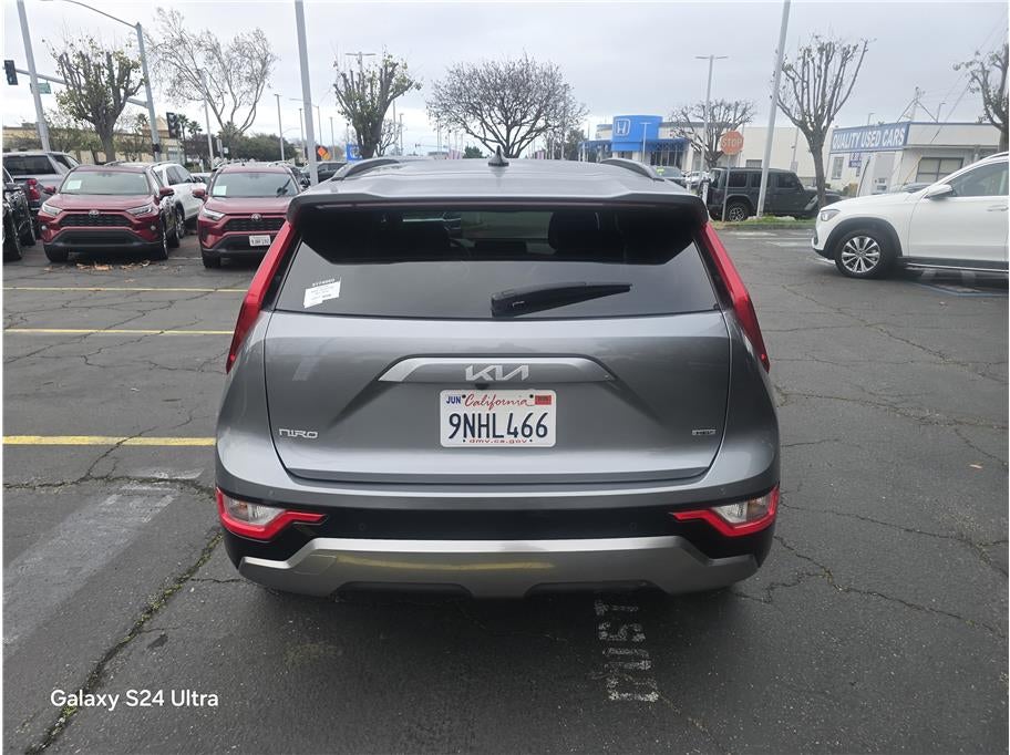 2024 Kia Niro SX Wagon 4D