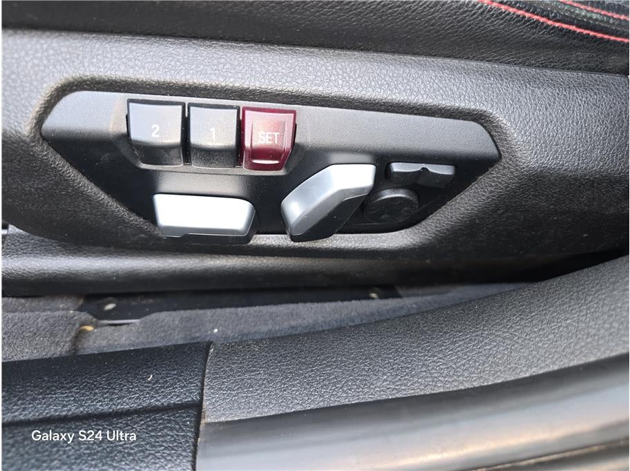 2018 BMW 3 Series 330i Sedan 4D