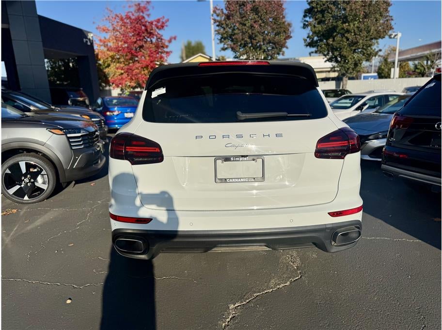 2018 Porsche Cayenne Sport Utility 4D