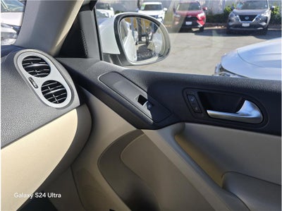 2015 Volkswagen Tiguan 2.0T SEL Sport Utility 4D