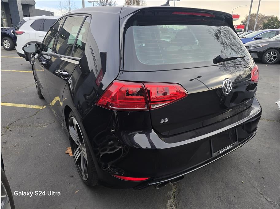 2016 Volkswagen Golf R Hatchback Sedan 4D