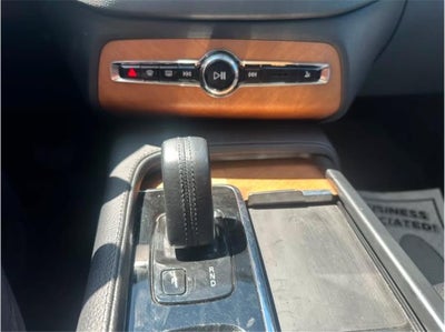 2021 Volvo XC90 T8 Inscription Expression Recharge Plug-In Hybrid Sport Utility 4D