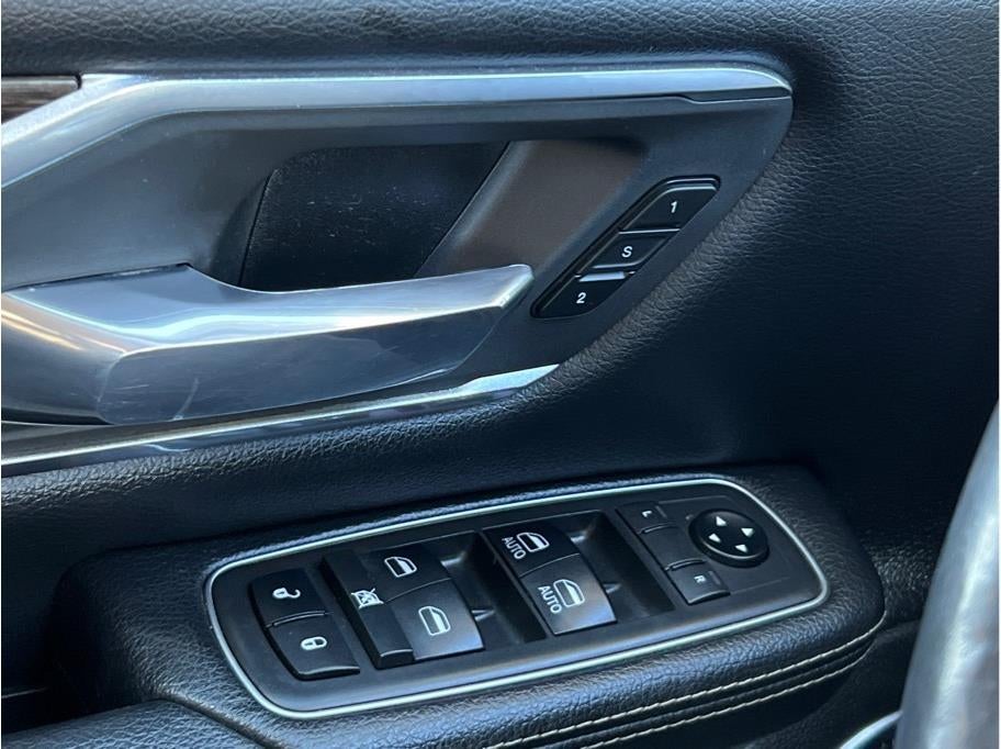 2019 RAM 1500 Crew Cab Laramie Pickup 4D 5 1/2 ft