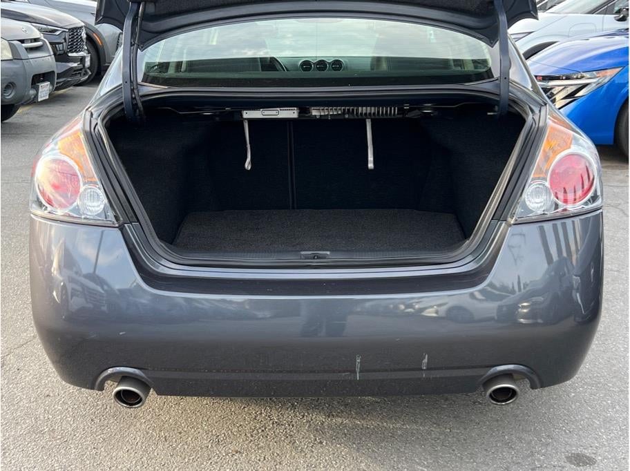 2007 Nissan Altima 3.5 SE Sedan 4D