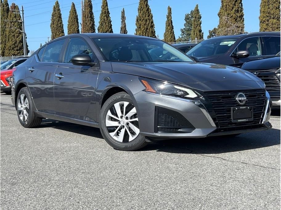 2025 Nissan Altima 2.5 S Sedan 4D