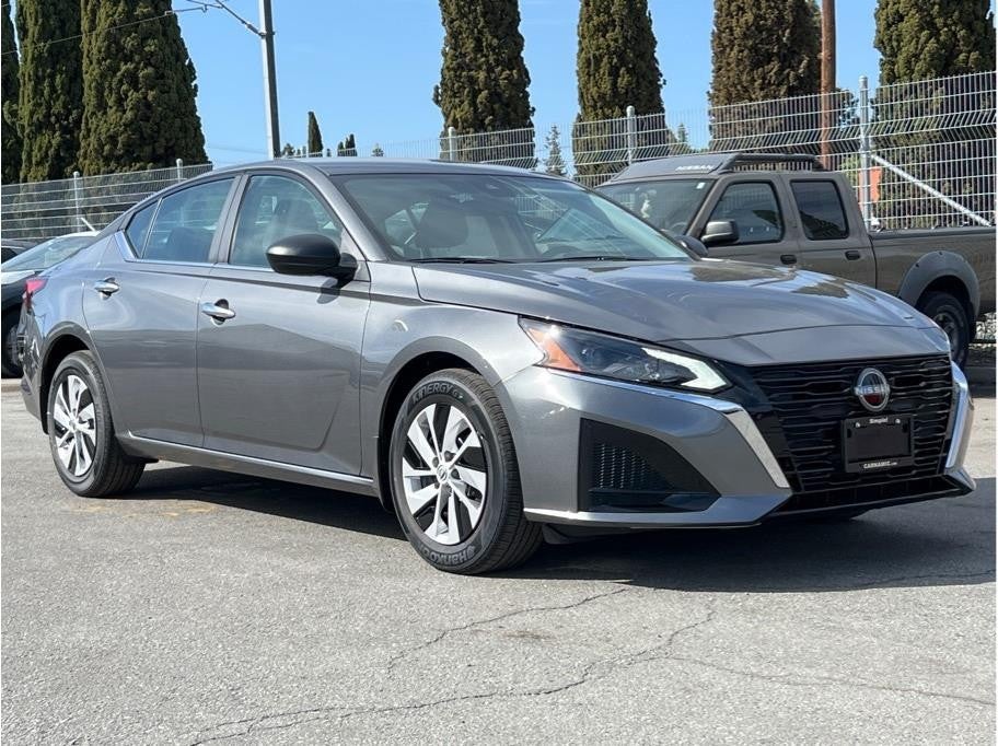 2025 Nissan Altima S
