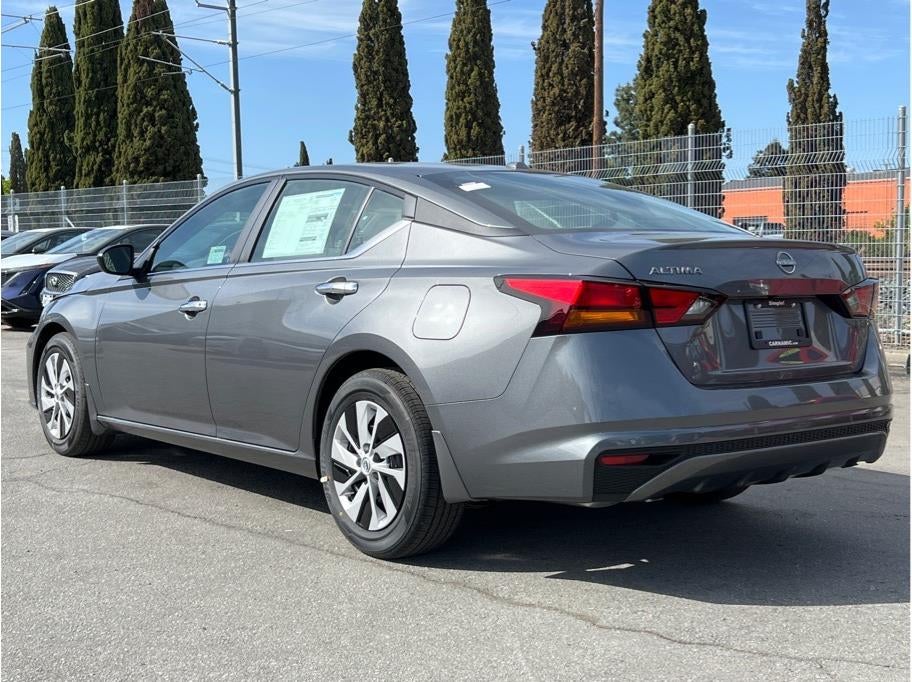 2025 Nissan Altima S