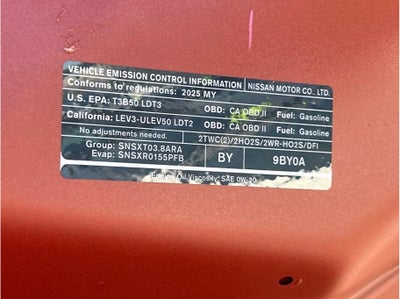 2025 Nissan Frontier PRO-4X Pickup 4D 5 ft