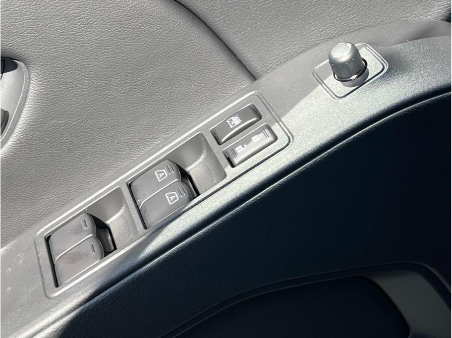 2026 Nissan Frontier SV Crew Cab