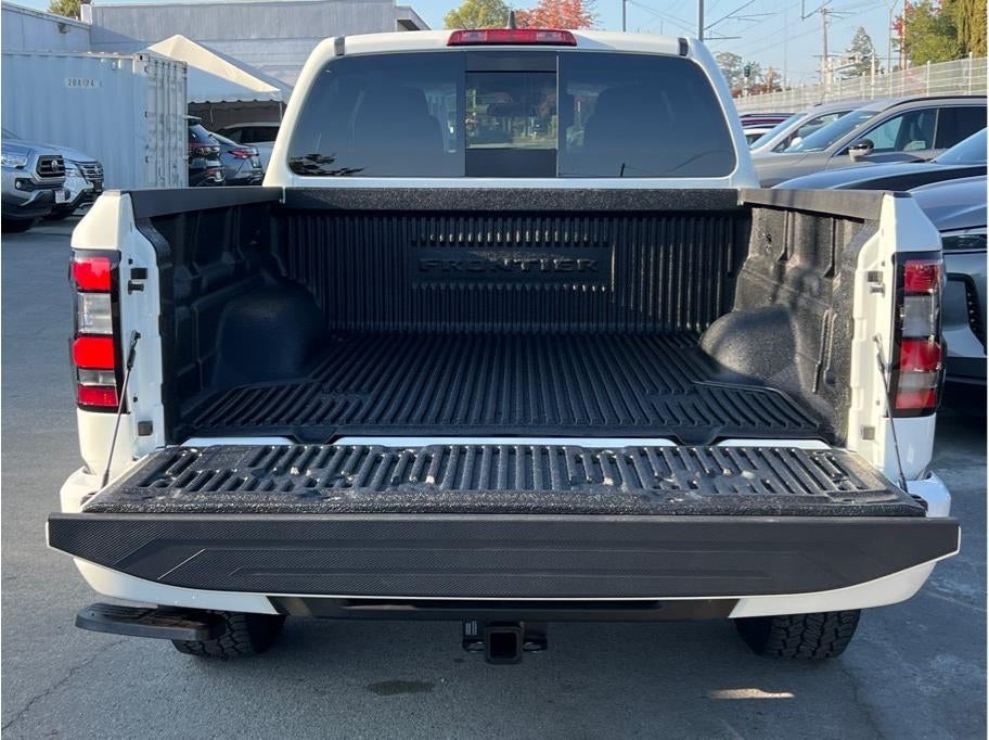 2026 Nissan Frontier Crew Cab PRO-4X Pickup 4D 6 ft