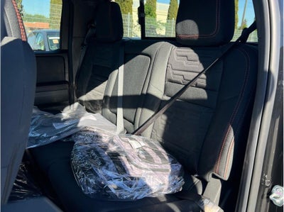 2026 Nissan Frontier Crew Cab SV Pickup 4D 6 ft