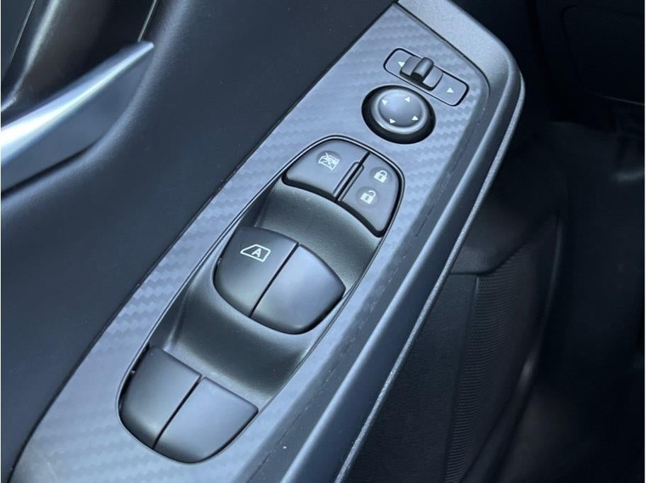 2025 Nissan Sentra SV Sedan 4D