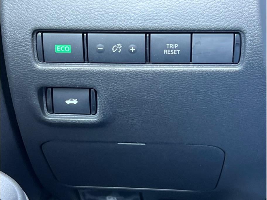 2025 Nissan Sentra SV Sedan 4D