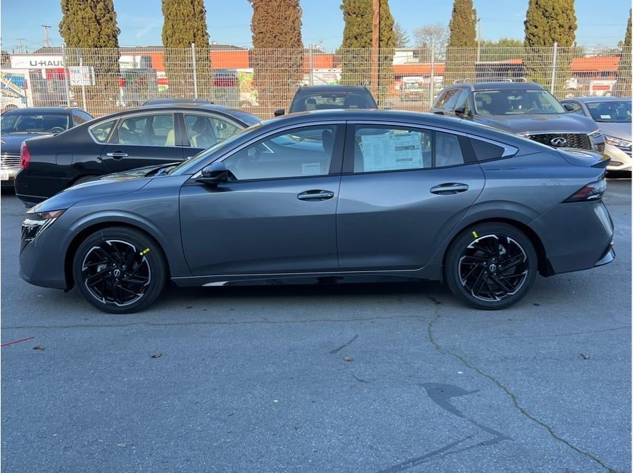 2026 Nissan Sentra SR Sedan 4D