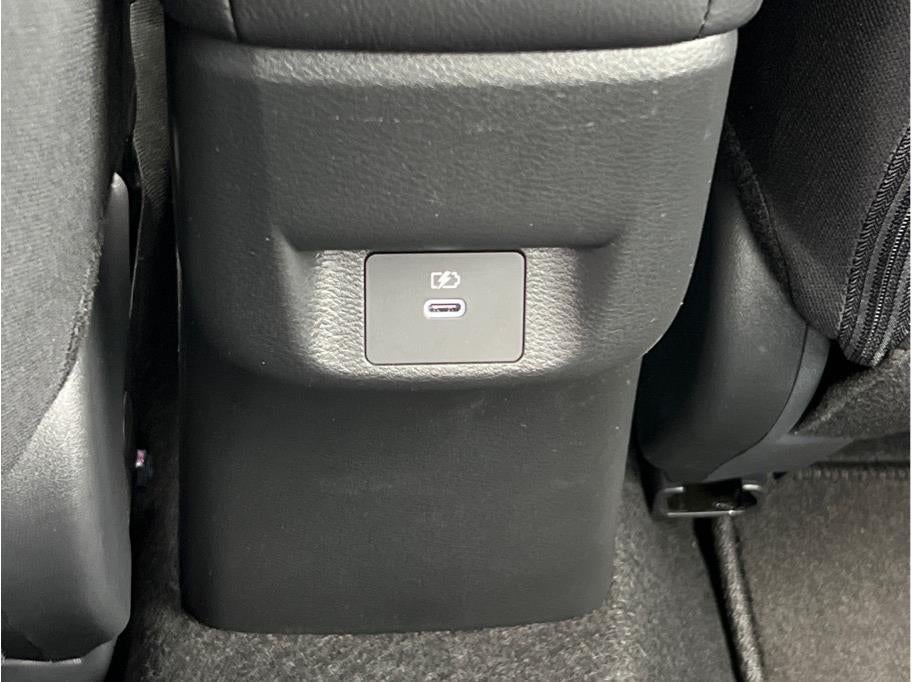 2025 Nissan Versa SV Sedan 4D