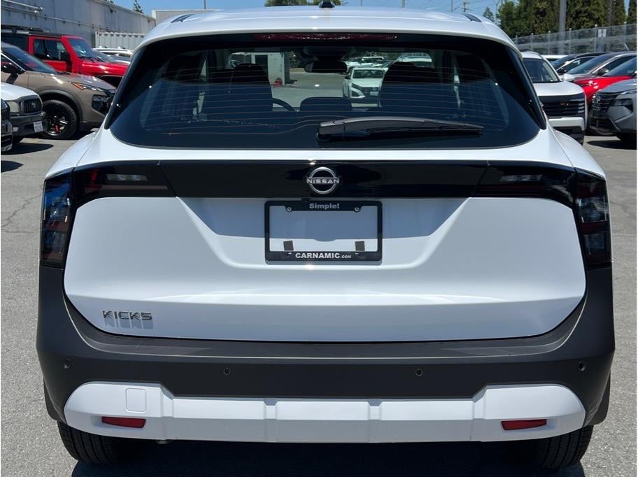2026 Nissan Kicks S