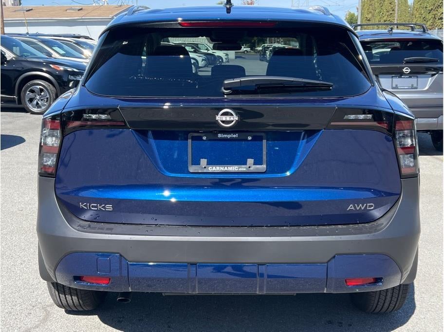 2027 Nissan Kicks SV Sport Utility 4D