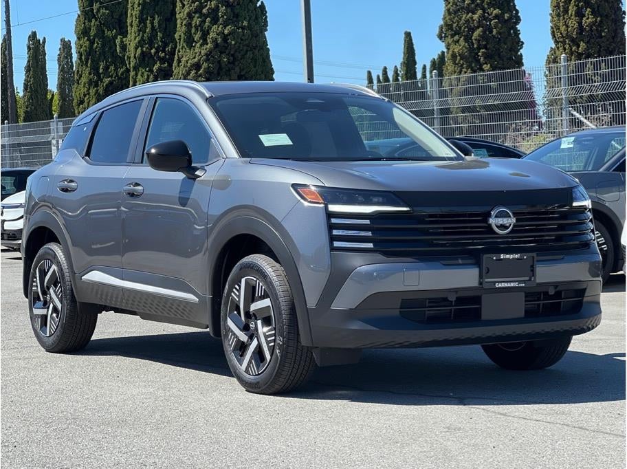 2026 Nissan Kicks SV Sport Utility 4D