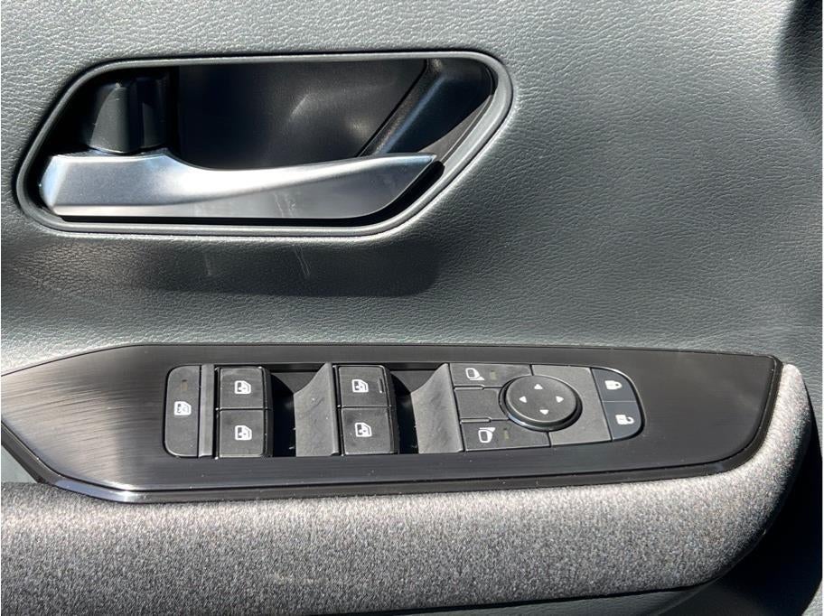 2026 Nissan Kicks MPV SV