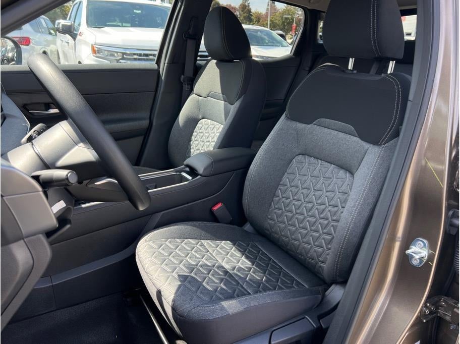 2027 Nissan Kicks MPV SV