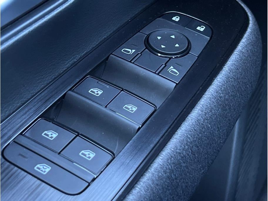 2026 Nissan Kicks MPV SV