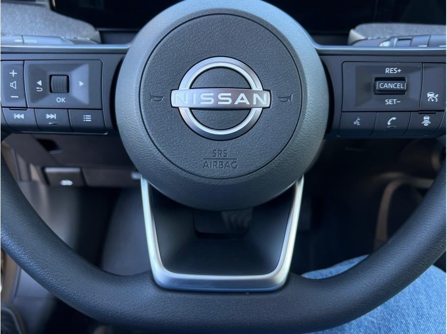 2026 Nissan Kicks SV Sport Utility 4D