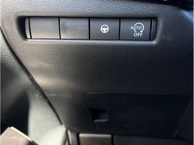 2025 Nissan Kicks SR Sport Utility 4D