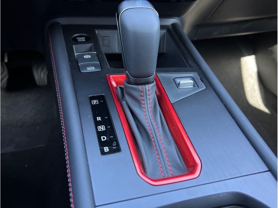 2026 Nissan Kicks MPV SR