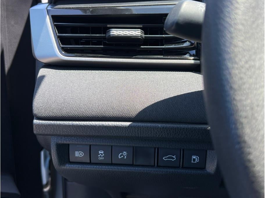 2025 Toyota Camry LE Sedan 4D