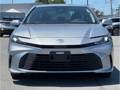 2025 Toyota Camry LE Sedan 4D