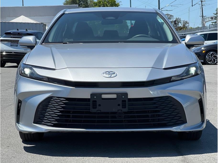 2025 Toyota Camry LE Sedan 4D
