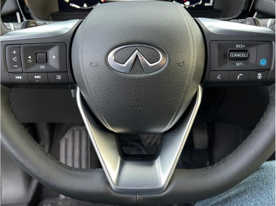 2025 INFINITI QX60 LUXE Sport Utility 4D