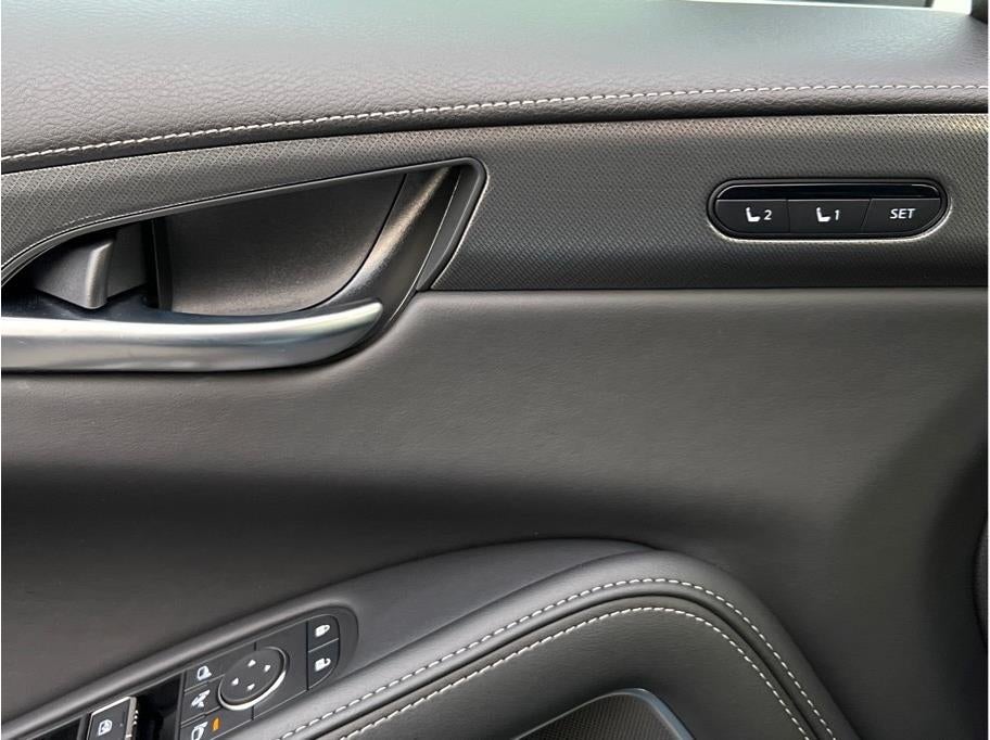 2025 INFINITI QX60 LUXE Sport Utility 4D