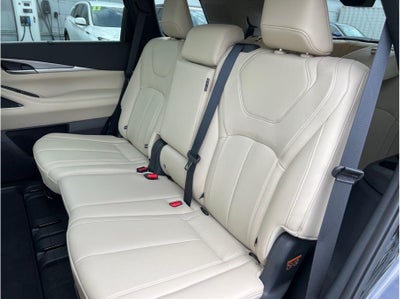 2025 INFINITI QX60 LUXE Sport Utility 4D