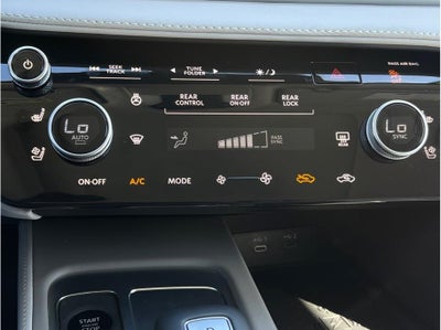 2026 INFINITI QX60 LUXE Sport Utility 4D