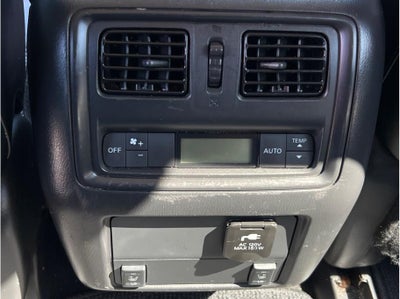 2015 Nissan Pathfinder SL Sport Utility 4D