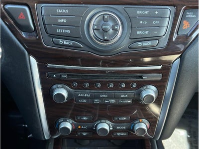 2015 Nissan Pathfinder SL Sport Utility 4D