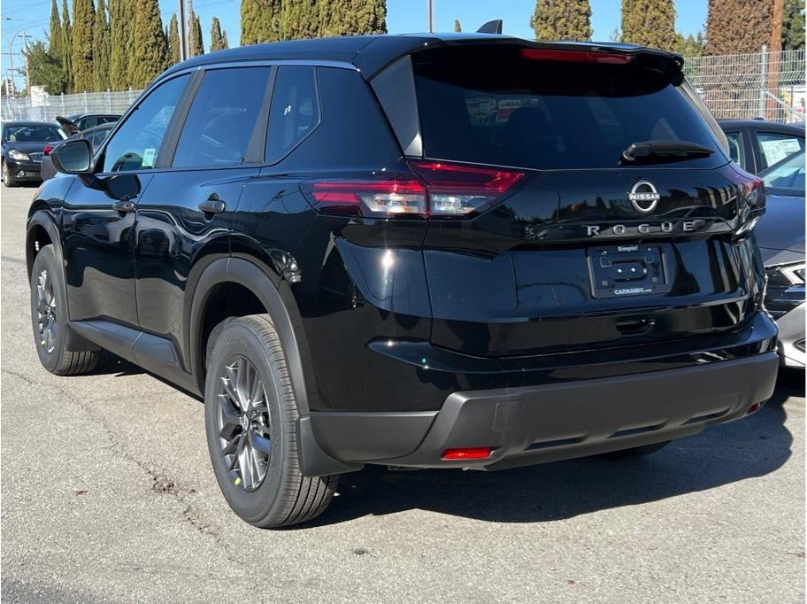2026 Nissan Rogue S Sport Utility 4D