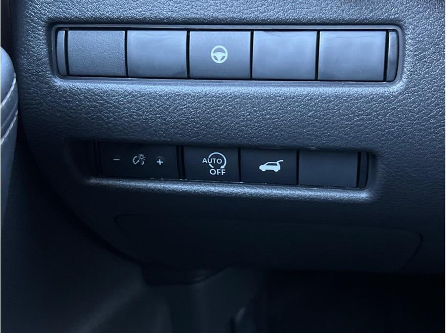 2026 Nissan Rogue SV Sport Utility 4D