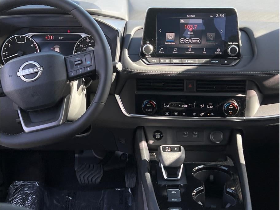 2026 Nissan Rogue 2026.5 SV